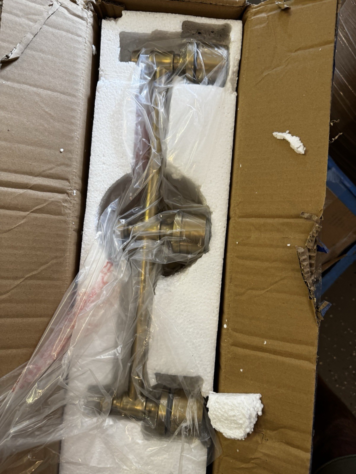 Quorum 5122-3-280 Rossington Vanity, 3-Light 300 Total Watts, Aged Brass