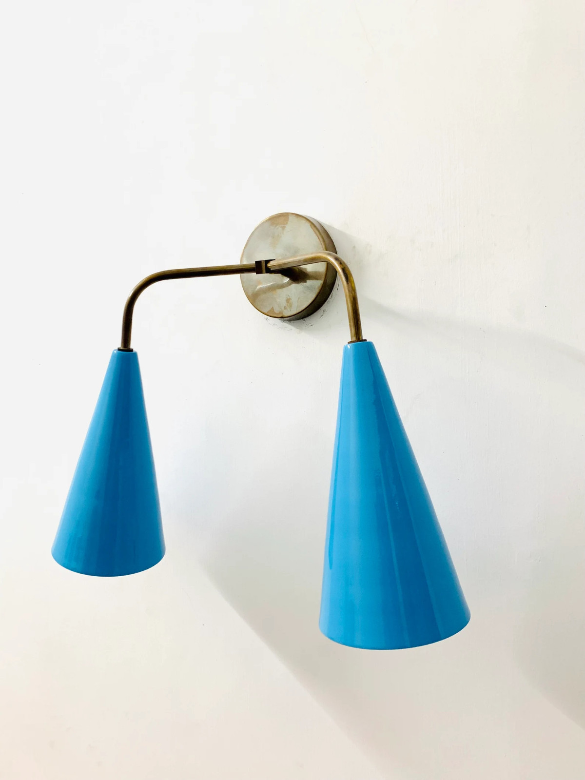 Mid Century Italian Brass Wall Scone – Dual Shade Luxury Lightings For Bedroom