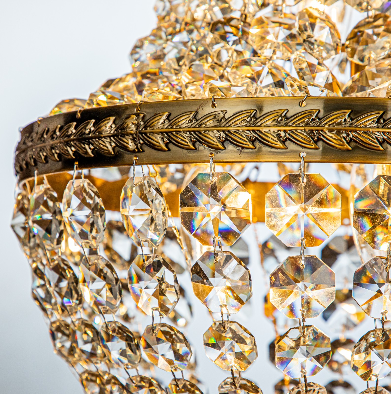 OpenBox 4-Light Vintage Crystal Basket Chandelier in Antique Gold With Crystal