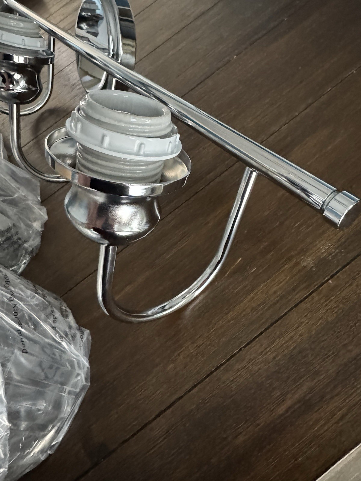 Avenlur 29.5 in. 4-Light Chrome Crystal Dimmable with Crystal Shades
