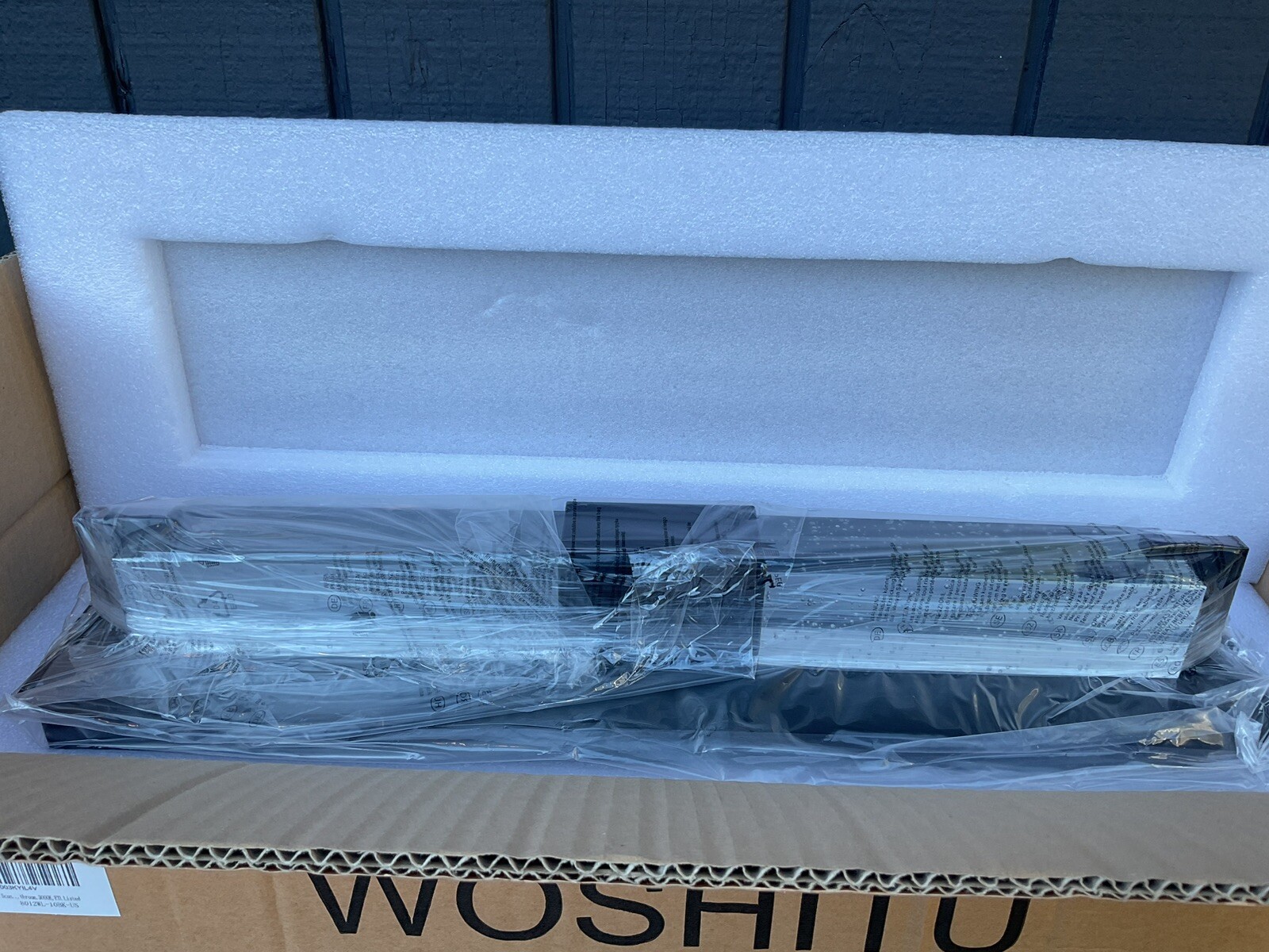 WOSHITU Black Dimmable LED Wall Sconce Light 19” LOT OF 4 – Modern w/ Bubbles
