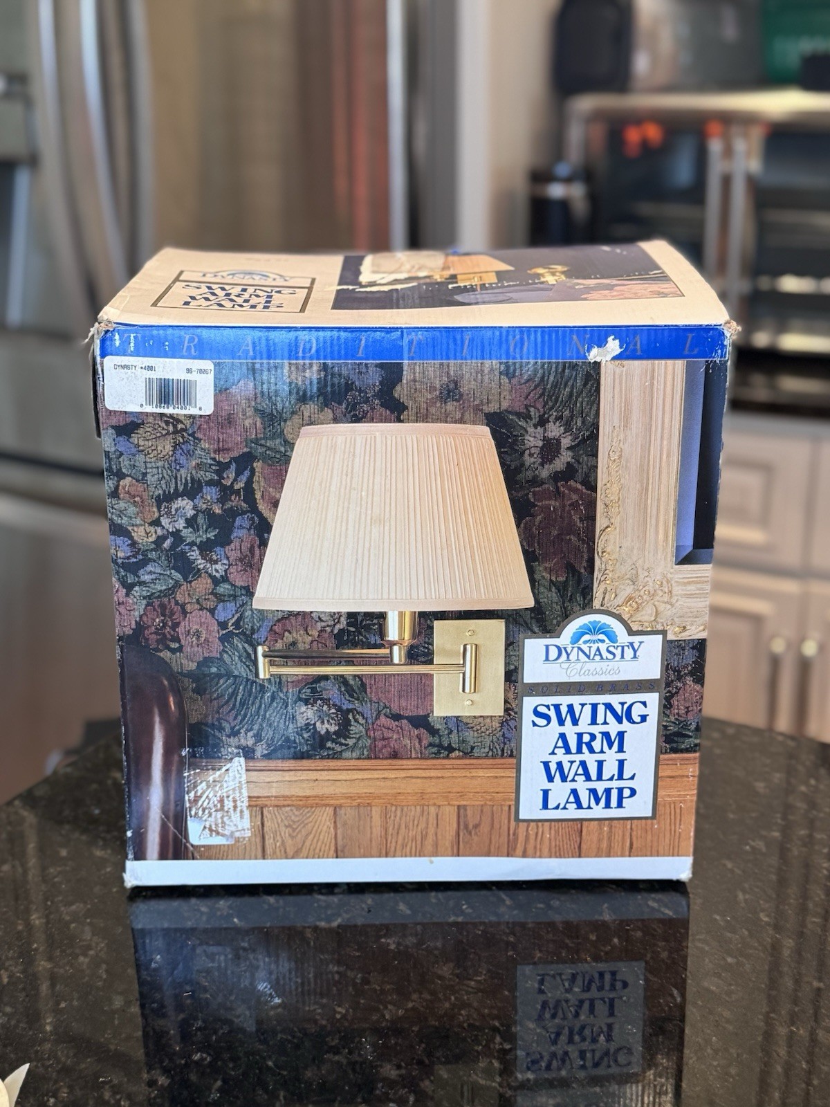 NOS Vintage 1991 Dynasty Classics Solid Brass Swing Arm Wall Lamp New in Box