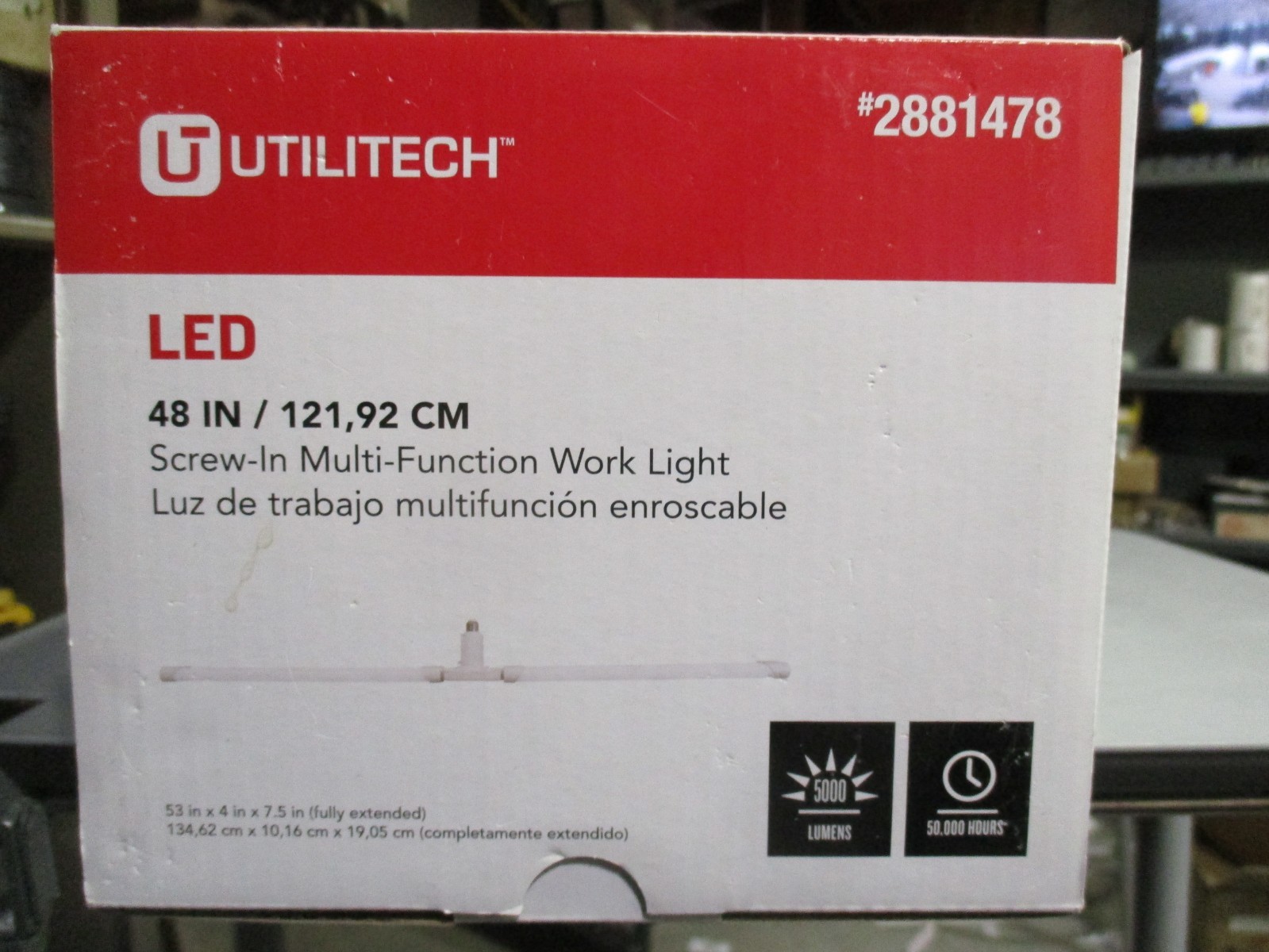 New, Utilitech 4-ft 5000-Lumen White LED Linear Garage Shop Light