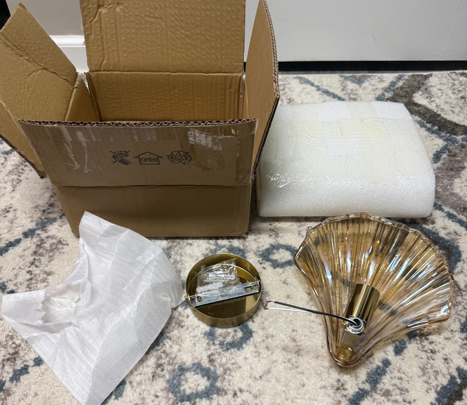 NEW Art Deco Lighting Amber Glass Shell Wall Lamp Mounted Light Sconce