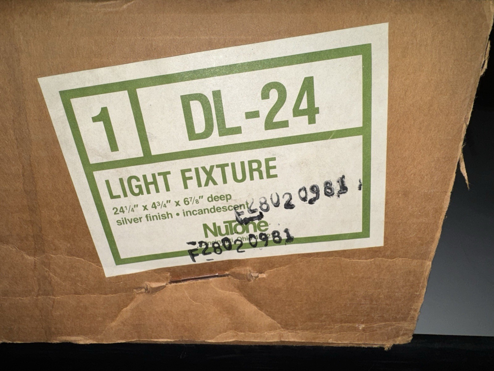 VINTAGE NuTone 24” RETRO Deep Silver Wall BATH Light Fixture Box MCM RARE NEW