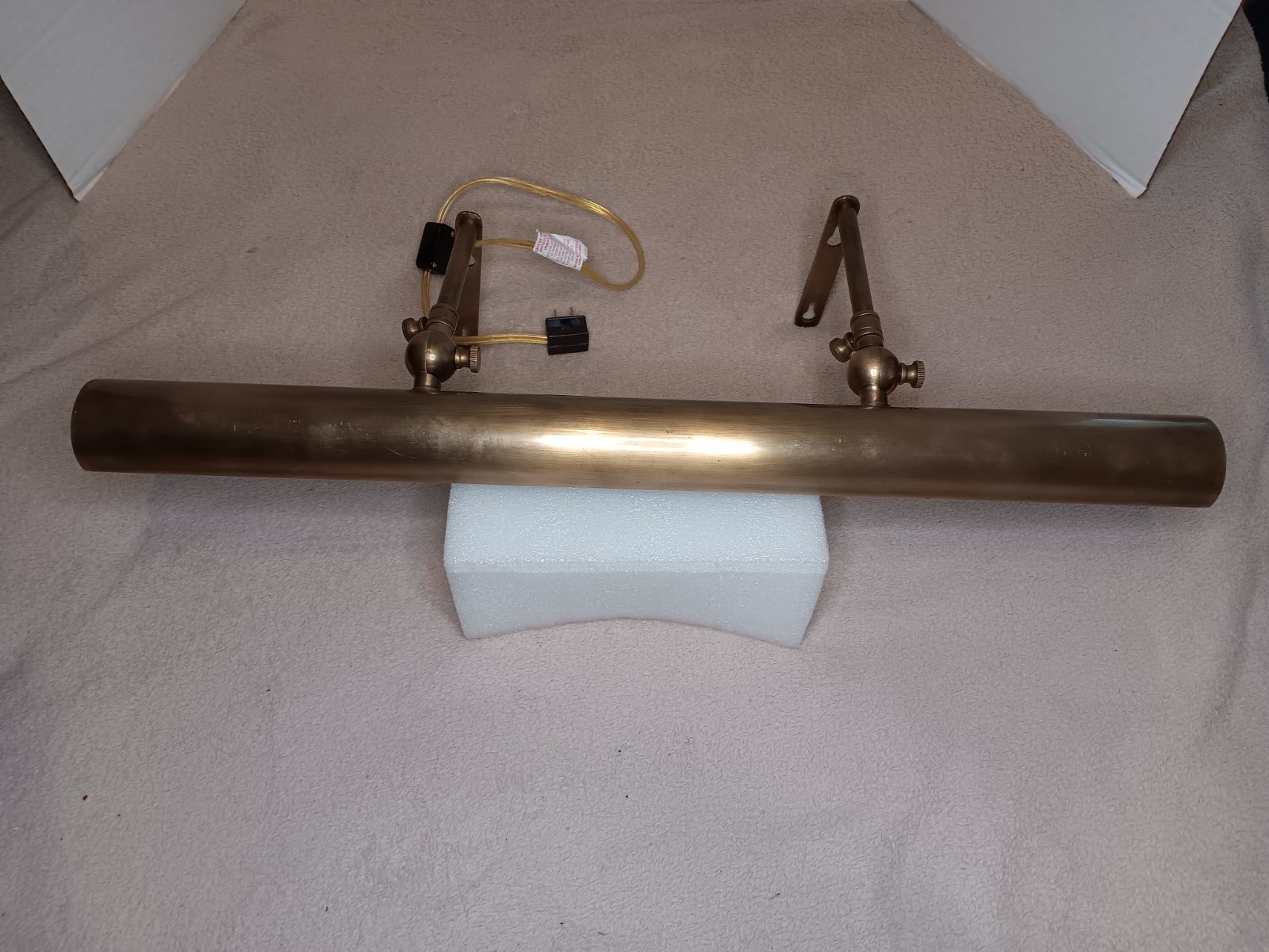 Traditional BrassArt Highlight Sconse 24″ Long 2 AxisAdjustable Plug In 2 Bulb