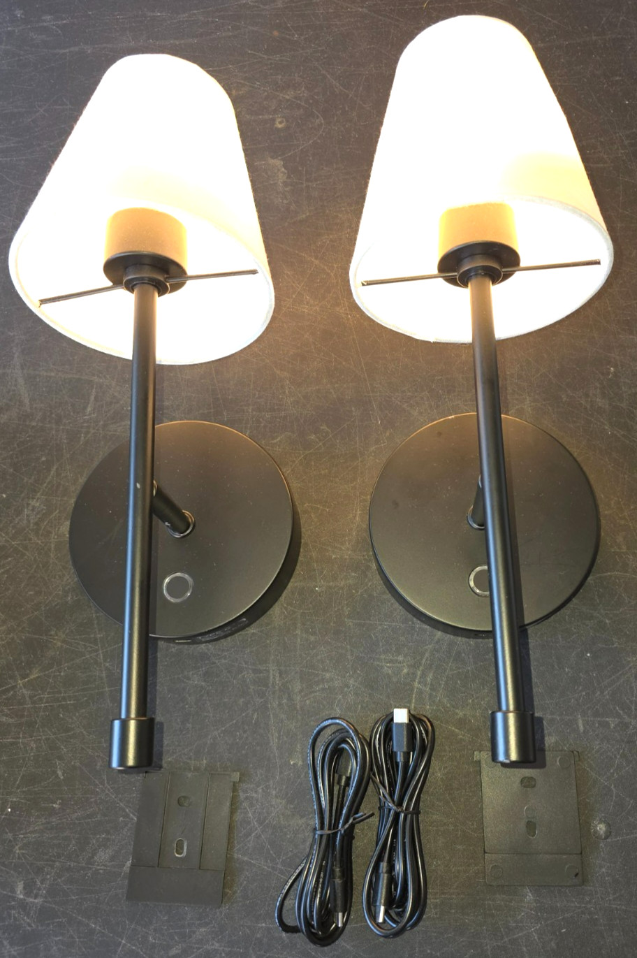 Globe Electric Wireless Rechargeable LED Integrated Wall Sconce 2-pack **READ**