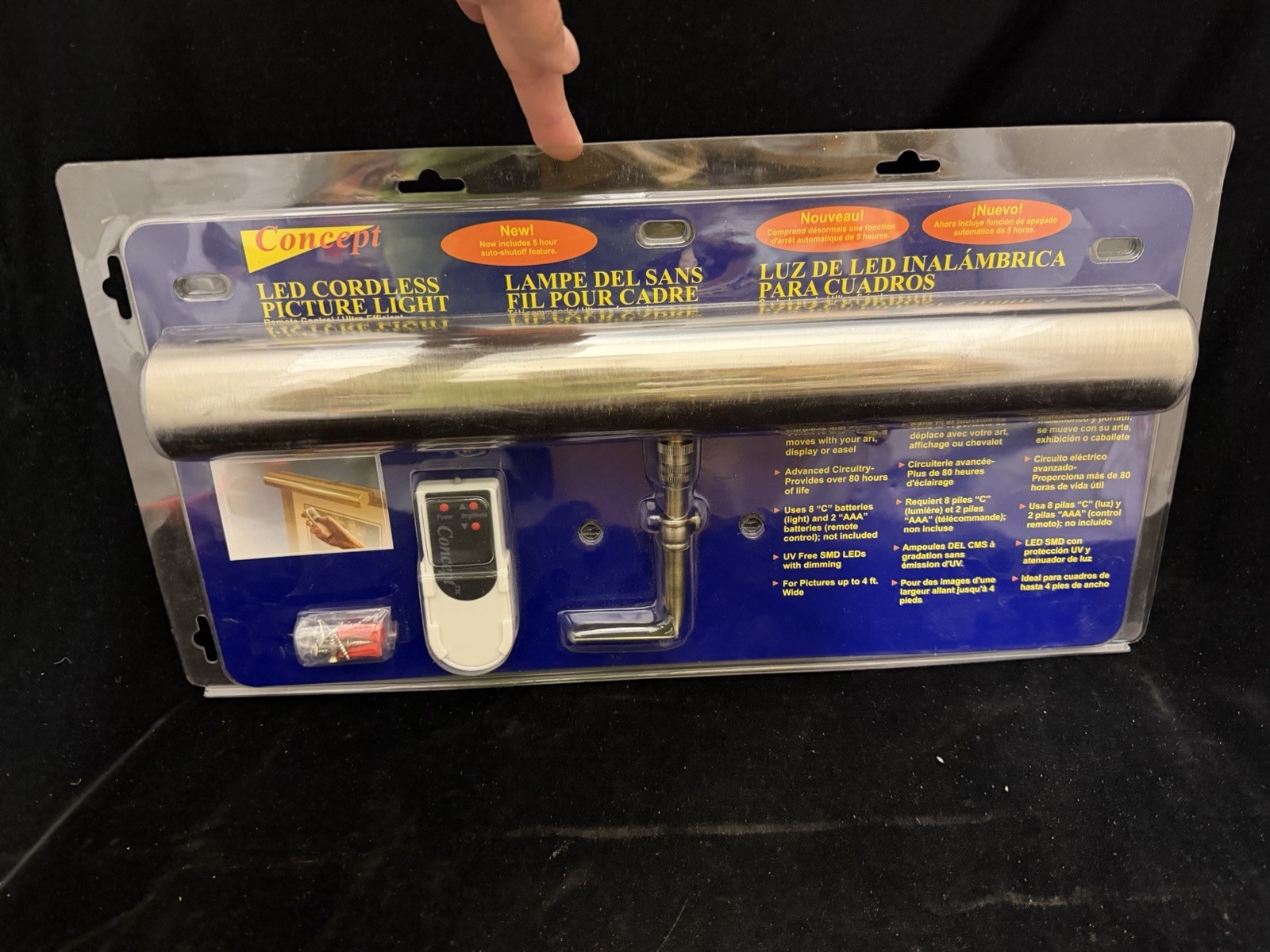 Concept 302L ~ 18″ LED Cordless Picture Light ~ w/ Remote ~ ANTIQUE BRASS ~ NEW