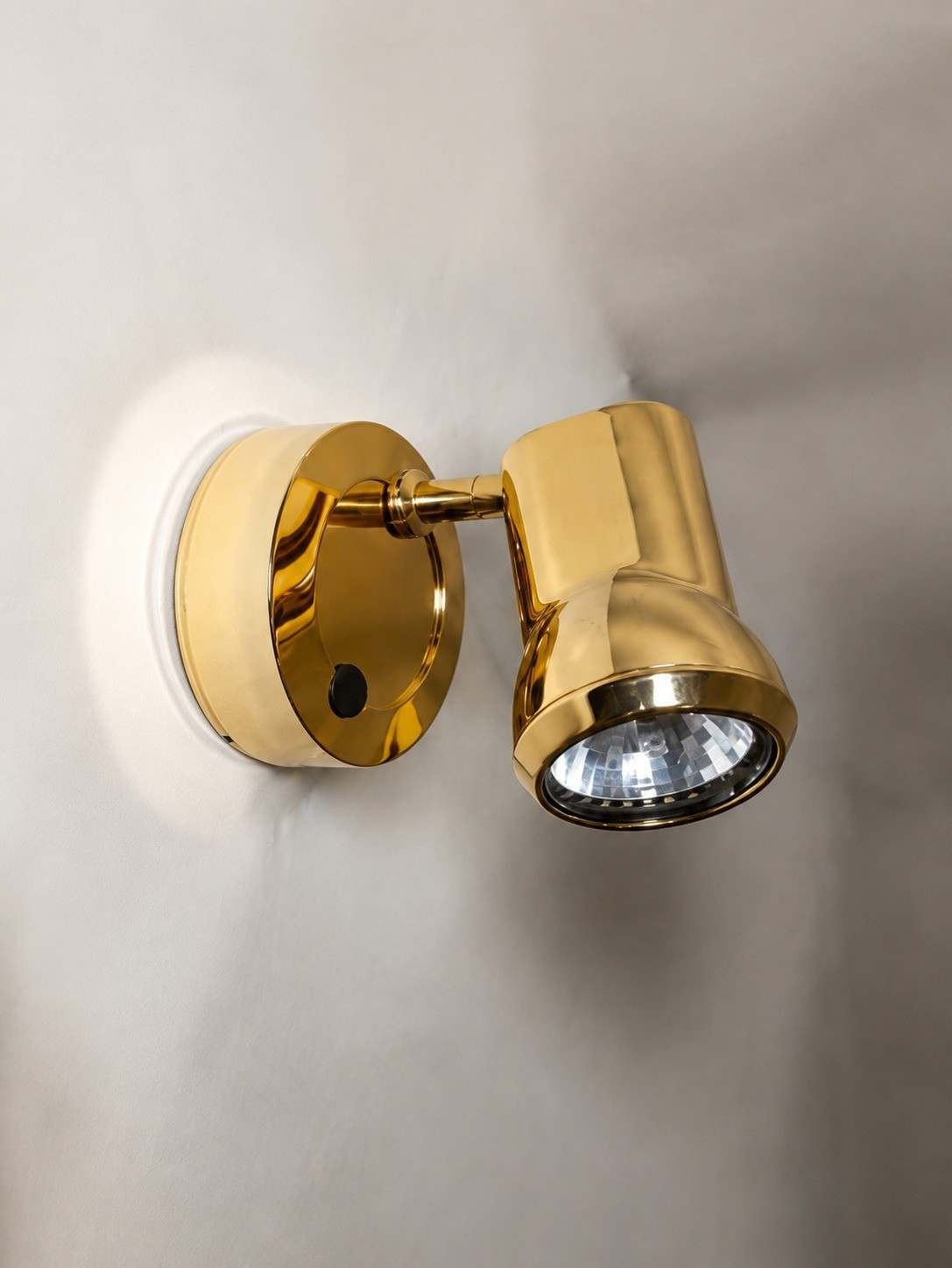 Modern Gold Wall Sconce, Adjustable Spotlight Bedside Lamp, Minimalist Lighting