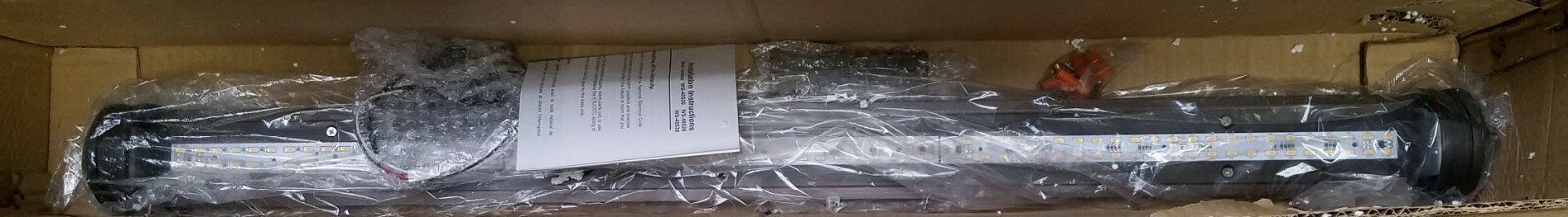 WAC Lighting WS-40538-AB 1-Light 37-1/4″W Integrated LED Bath Bar