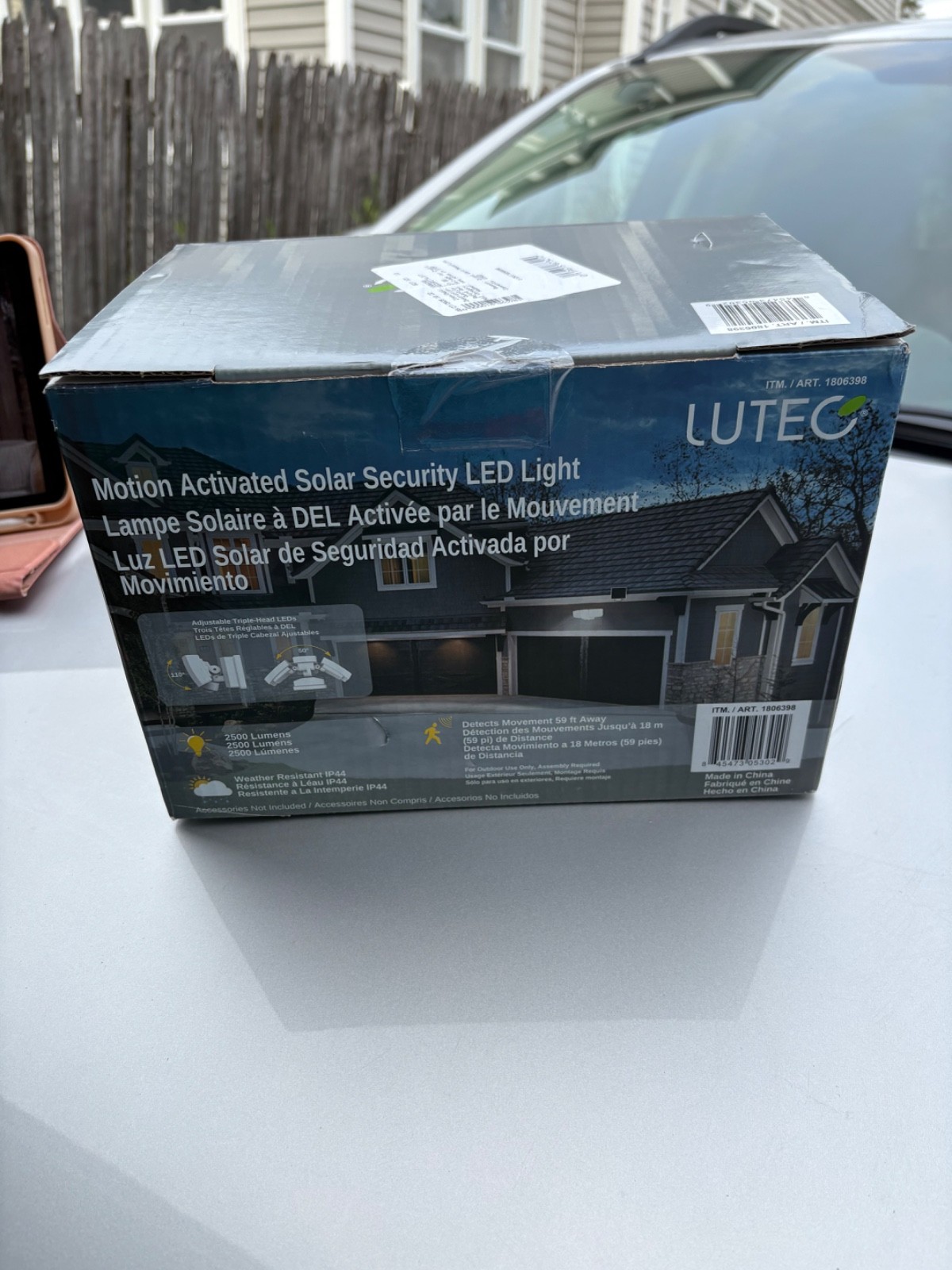 Lutec Motion Activated Solar Security LED Light 2500 Lumens Sealed
