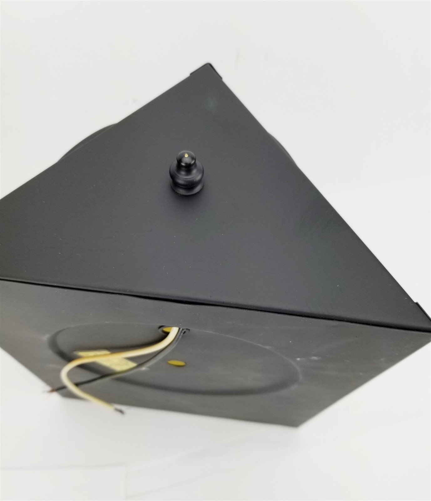 American Lantern 670 Wall Sconce Black/Amber Vintage 10.75″ x 7.5″ x 7.5″