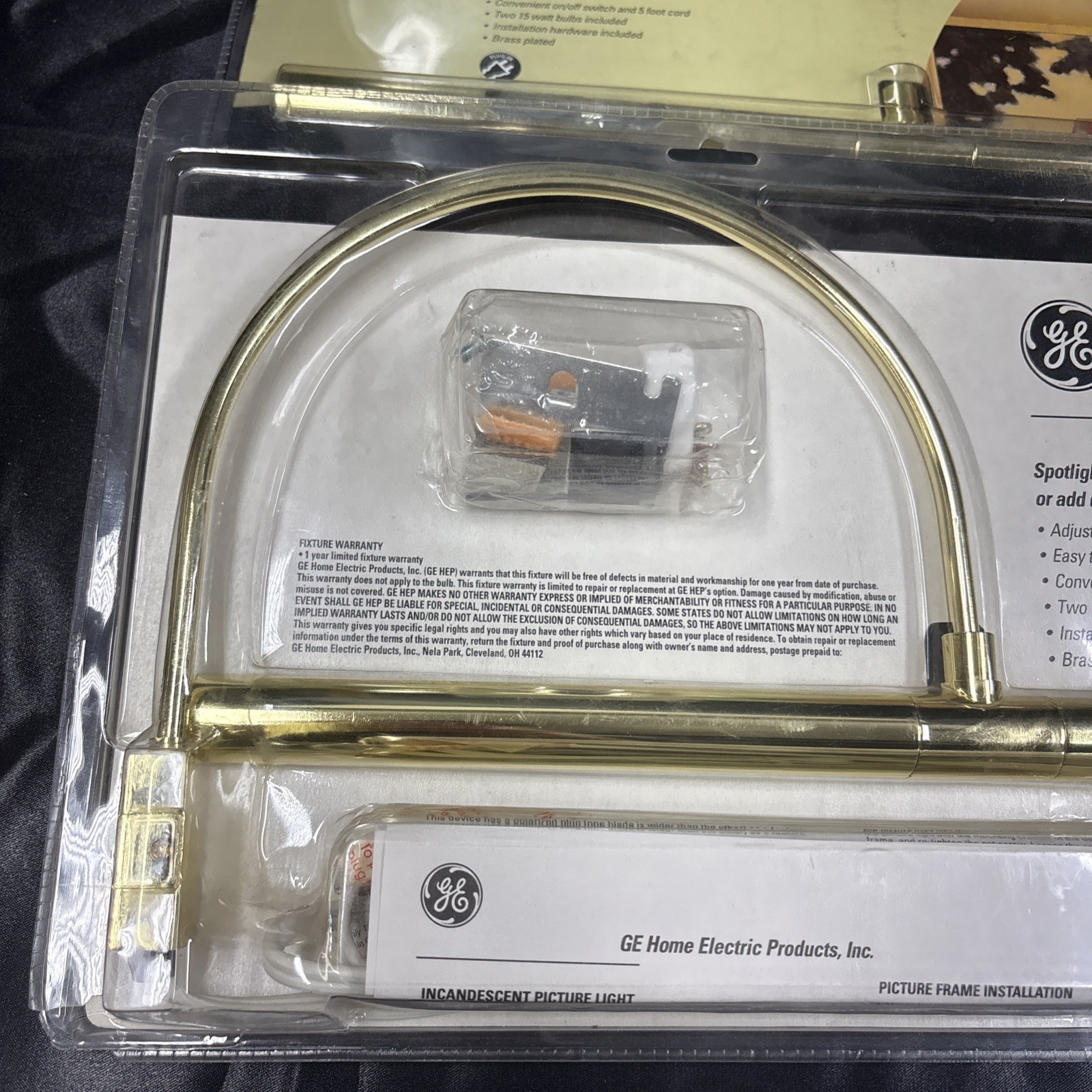 GE 16in Brass Picture Light T5 15W 120V Corded Adjustable Wall lot of 3