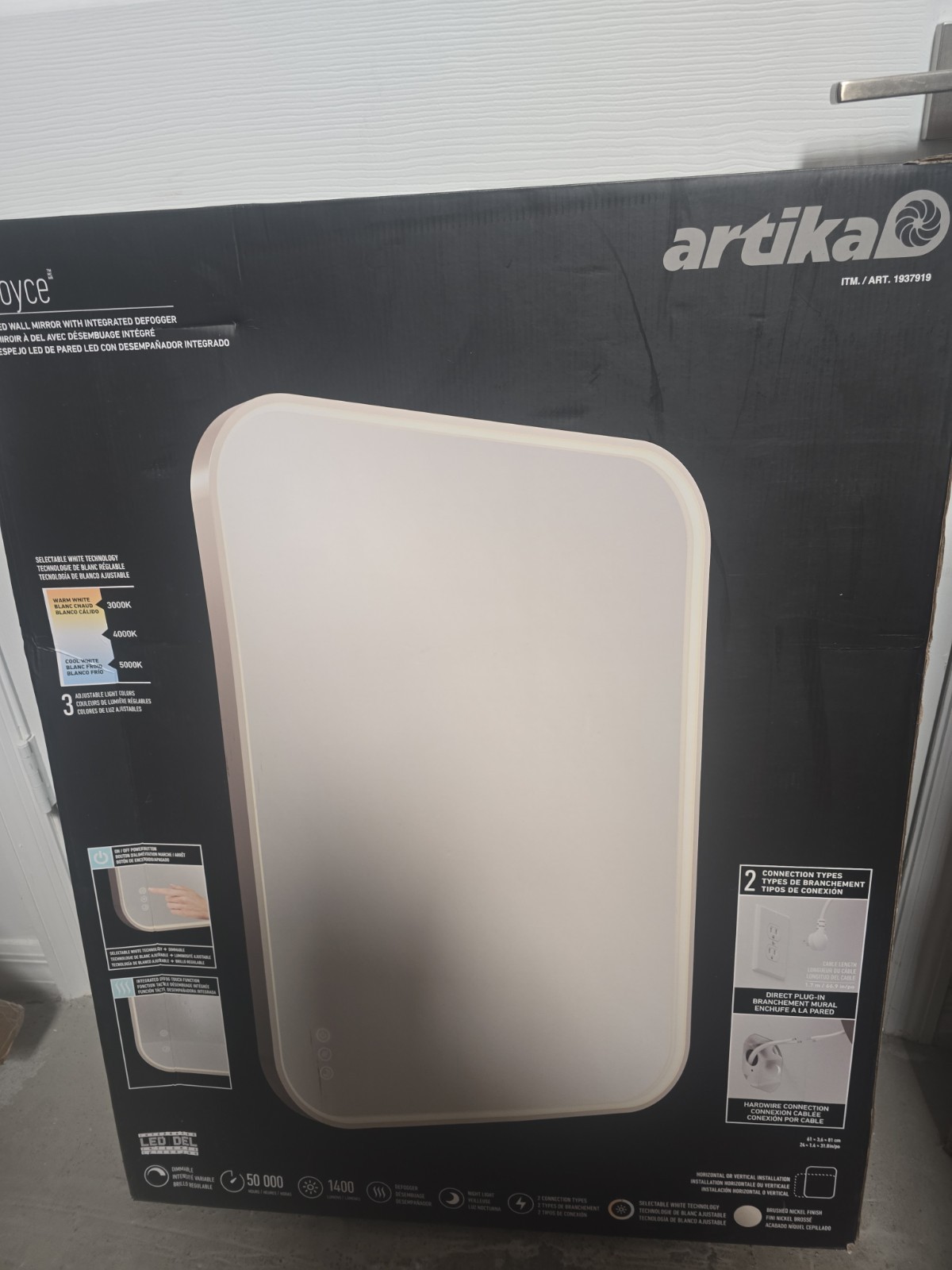 Artika Royce 32 x 24 Led Vanity Light
