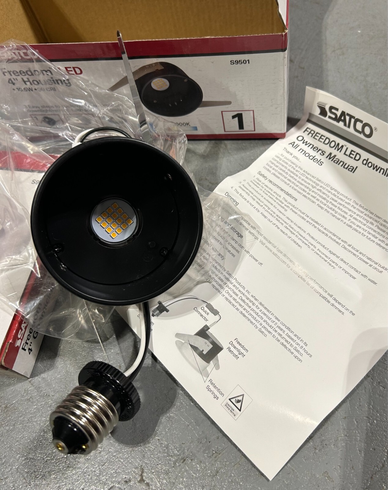 Satco S9501 10.5WLED/4-BASE/30K/550L/120V 10.5 Watts 120 Volts 3000K