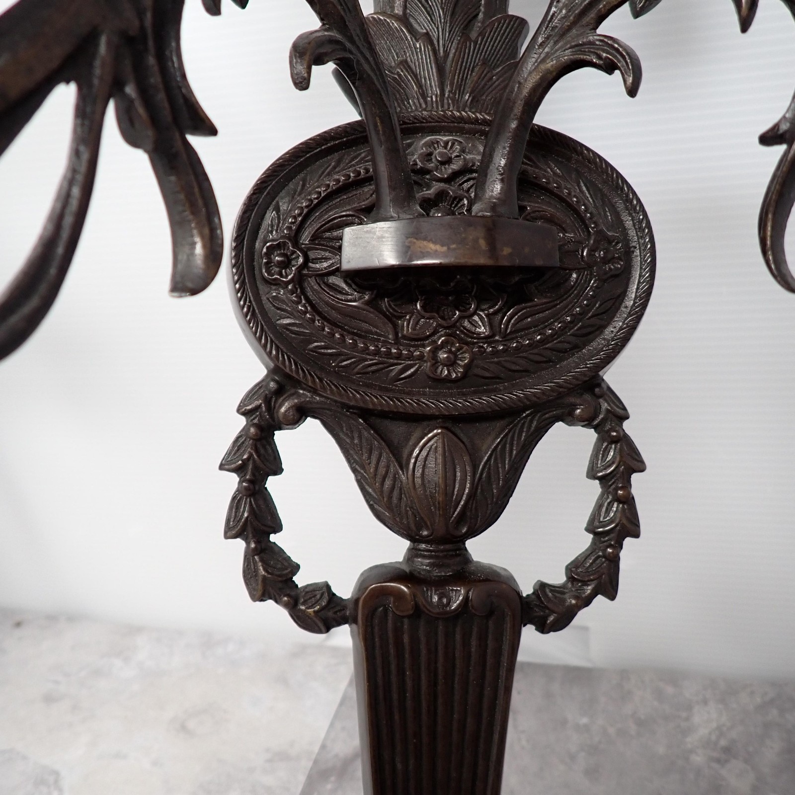 Bronze Metal Wall Sconces Pair 2 Arm Leaf Scroll Baroque India Decor