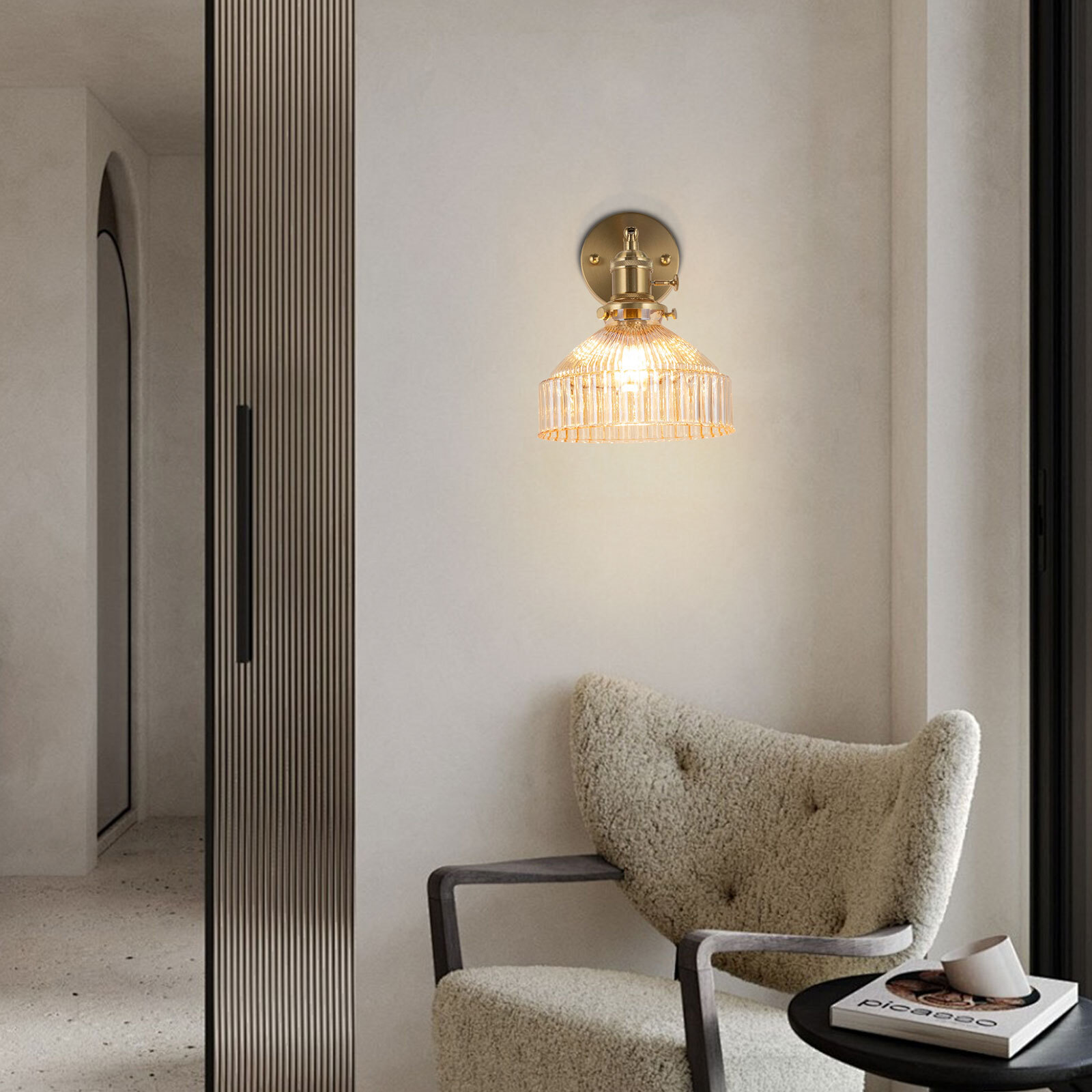 Gold Round Wall Lamp with E27 Lamp Holder 110-220V for bedrooms, living rooms