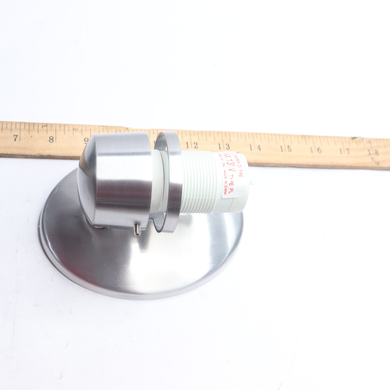 Wall Mount Light 13W 120V 60HZ 230MA ARW113SNEC6941