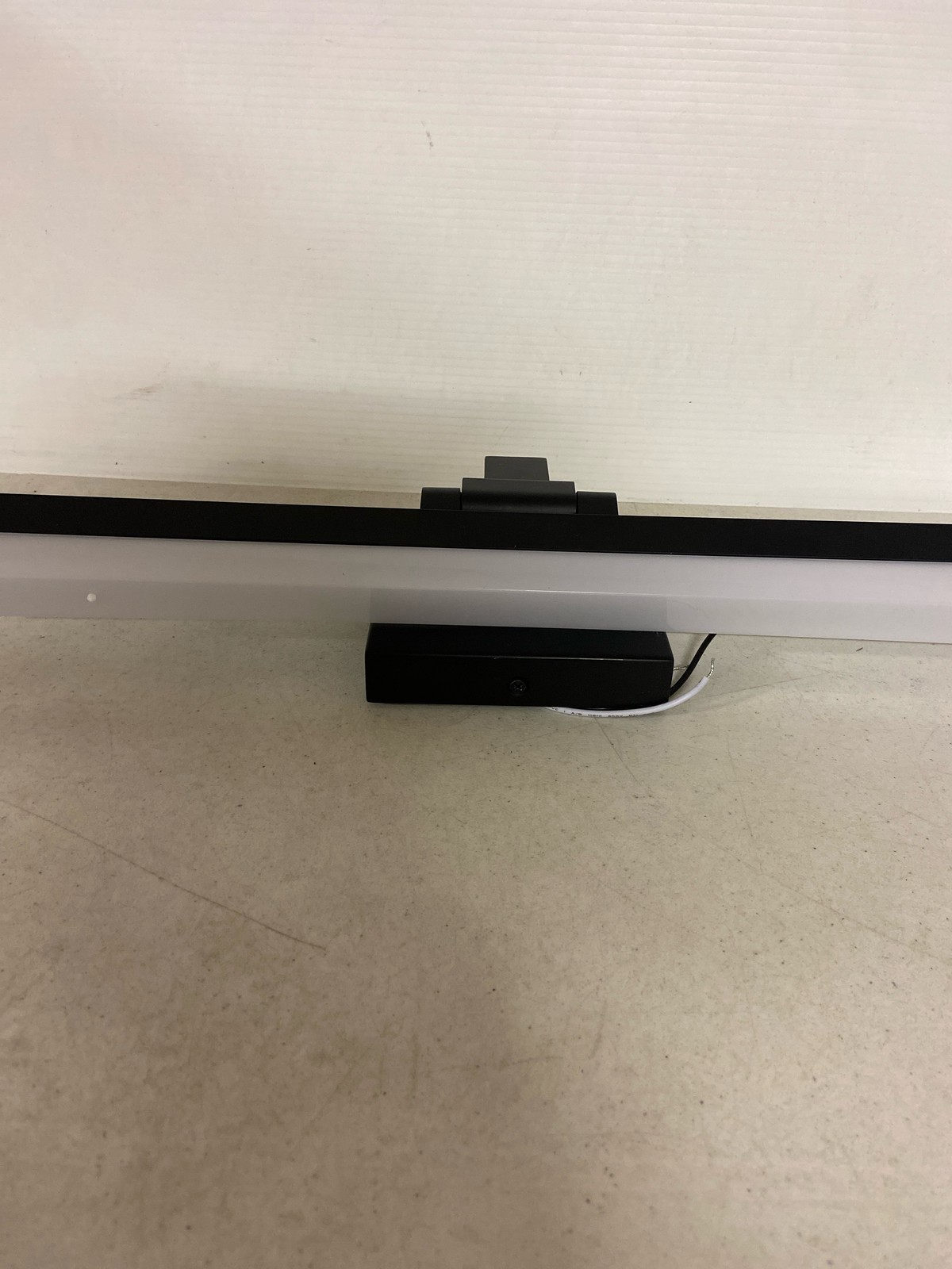 Unbranded 1009-18W-MB-LED Liam 18″ Matte Black LED Vanity Light with Frosted Sha