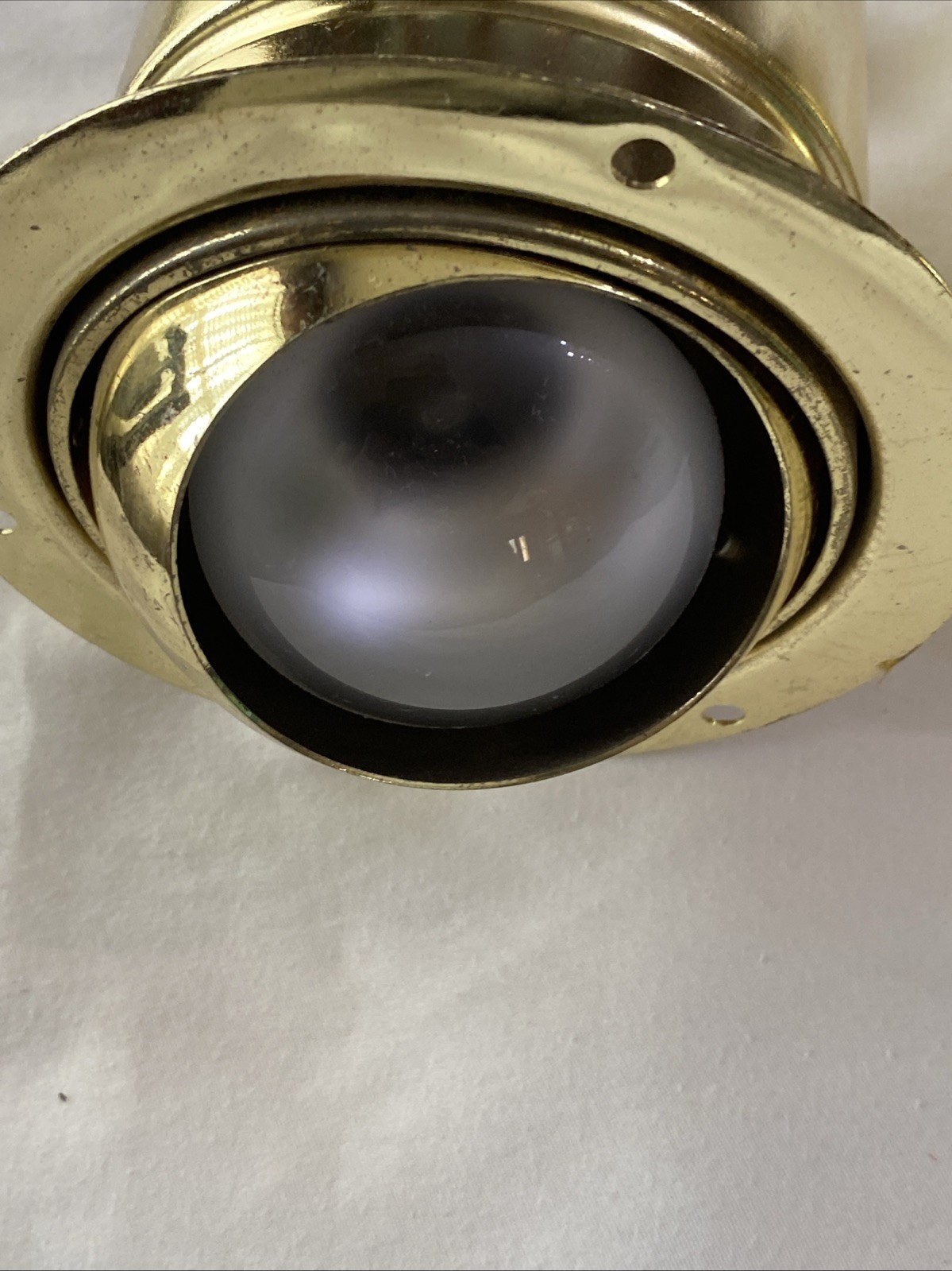 VGT 2 Specialty Lighting, EC 3290 Curio Cabinet Light Fixtures Brass Puck Tested