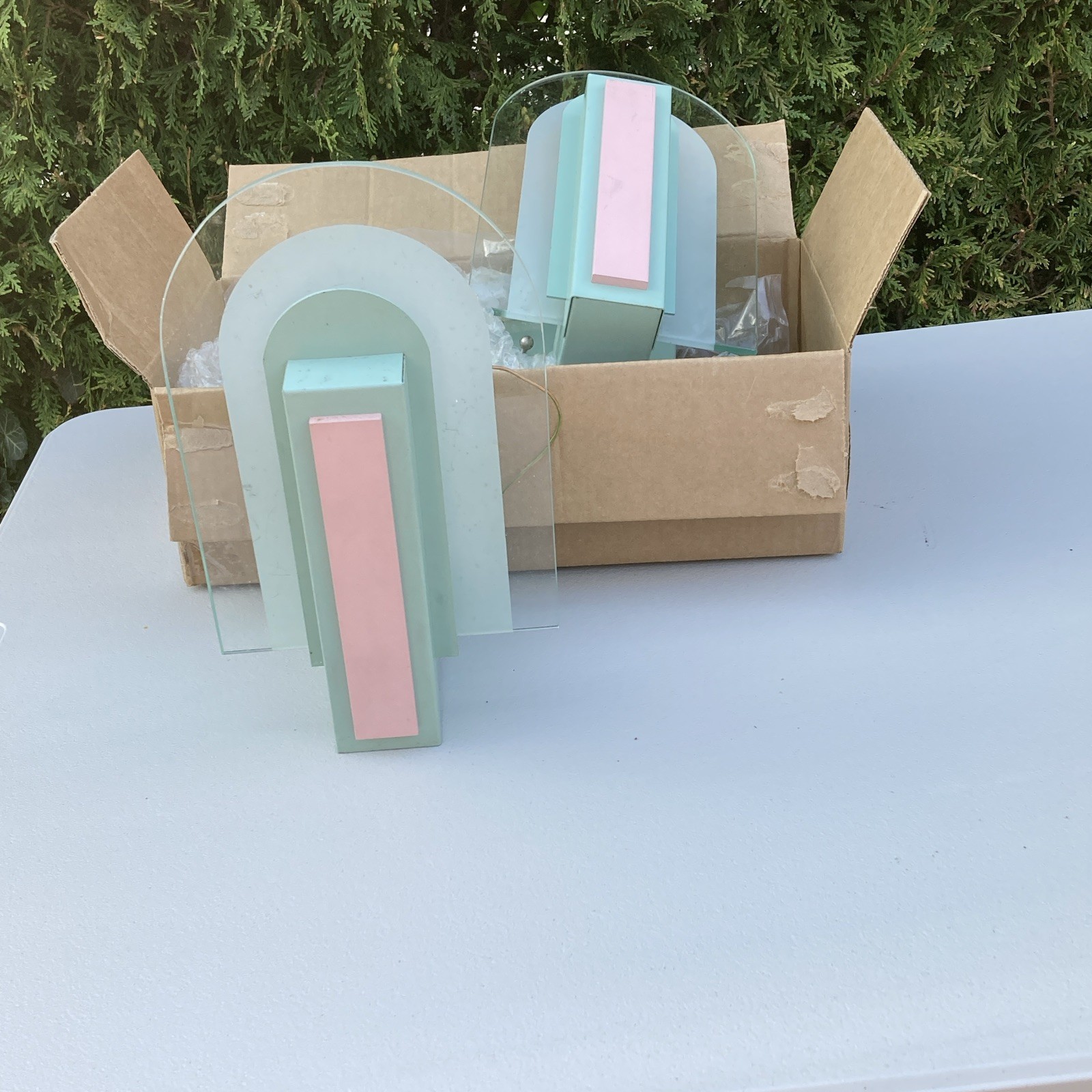 Pair (2) Indoor Art Deco Wall Sconce Light Fixtures Green Pink Clear Glass Metal