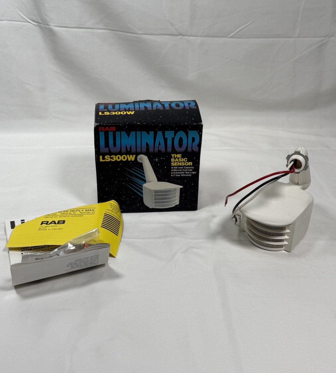 RAB Luminator LS300W 110 White Sensor Polycarbonate 300W Power 120V 2.5 Amps