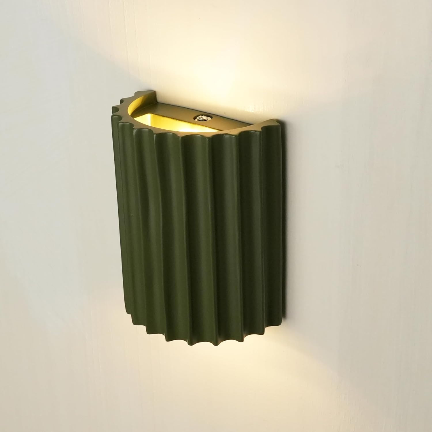 Stylish Green Cylinder Wall Sconce – Modern Up & Down Light for Hallway