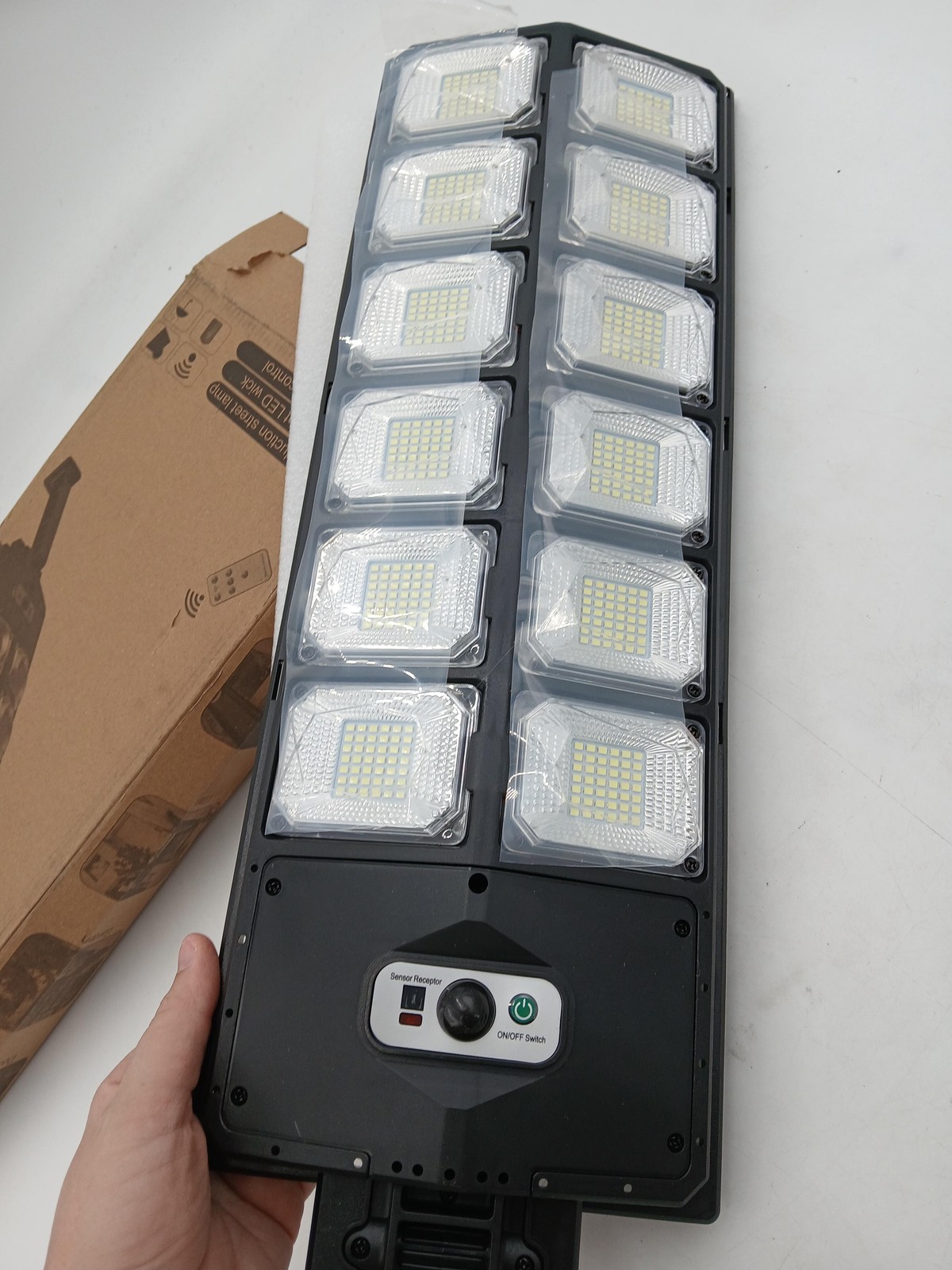 Solar Induction Street Lamp Wall Light Black LED Motion Sensor Remote W789A-6