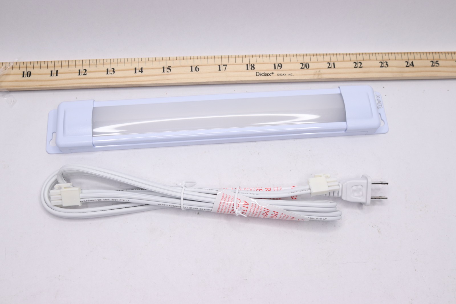 Jasco EZ Link Linkable Plug-in LED Under Cabinet Light White 12″ 64749