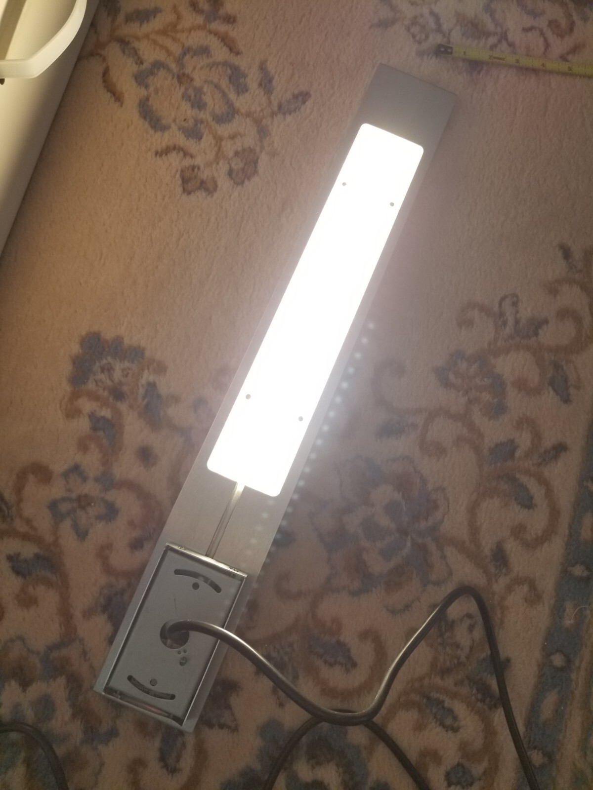 Blade LED Wall Sconce by Modern Forms WS-11511-WT Contemporary LED – NEW IN BOX