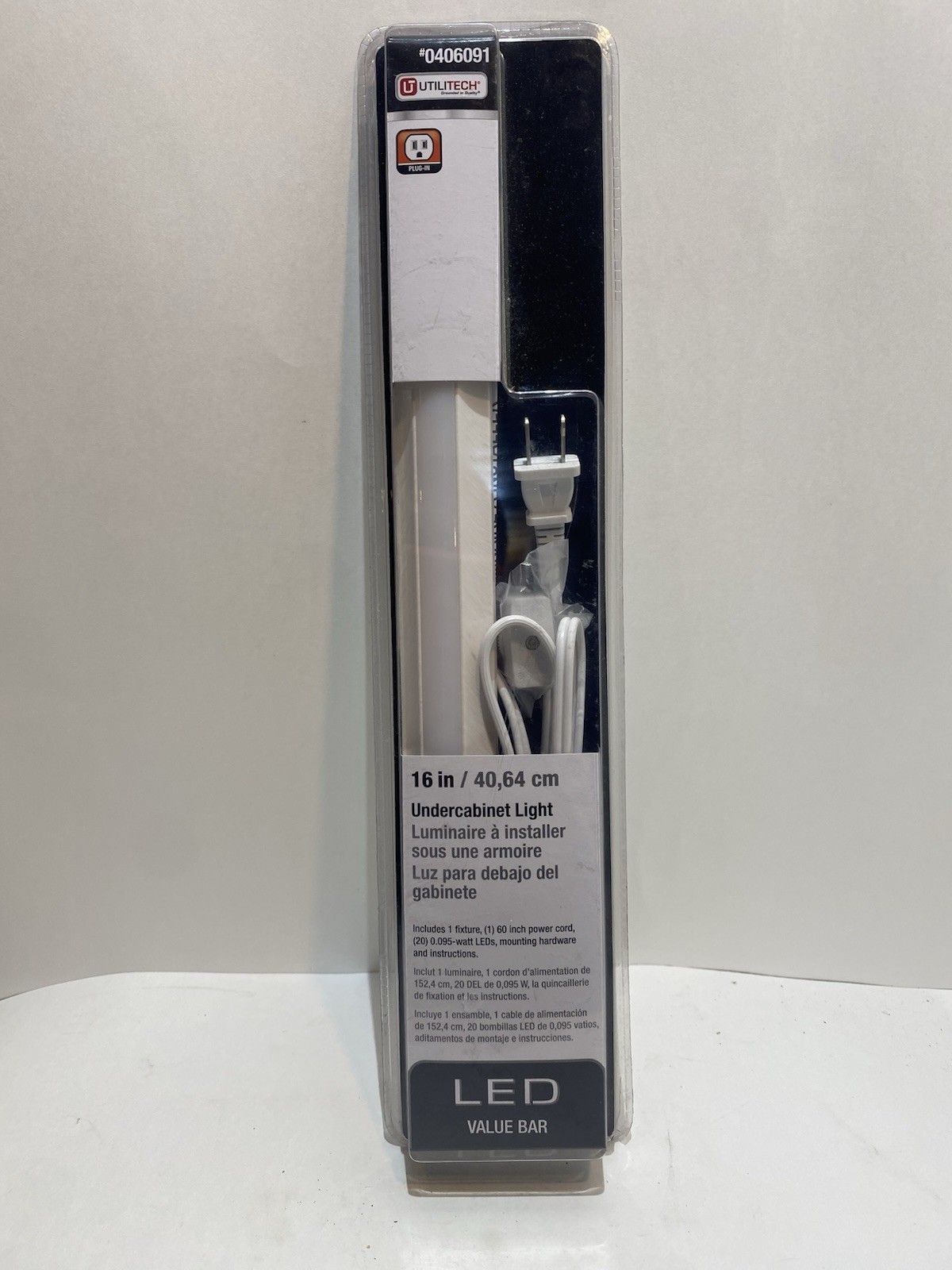 Utilitech LED 16 in (AWESOME) Multipurpose Light