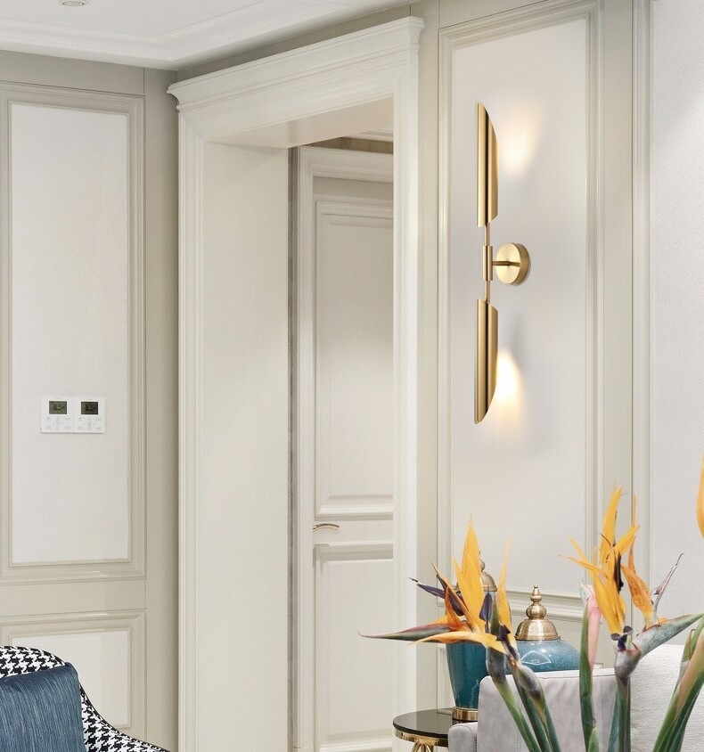 Minimalist Bedroom Bedside Lamp LED Brass Glass Ball Wall Light Fixture Home Dec