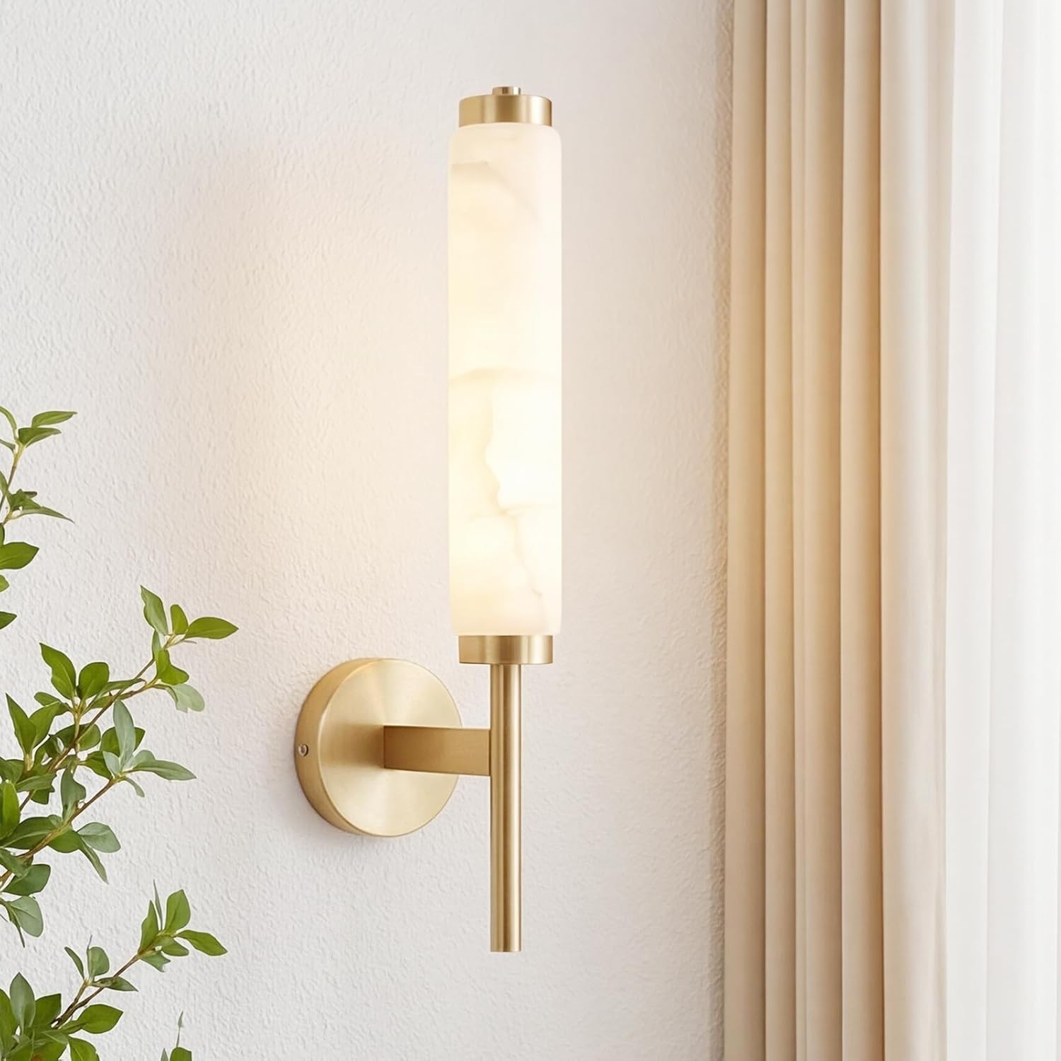Alabaster Wall Sconce Light LED 3000K Modern Brass Wall Sconce Natural Stone