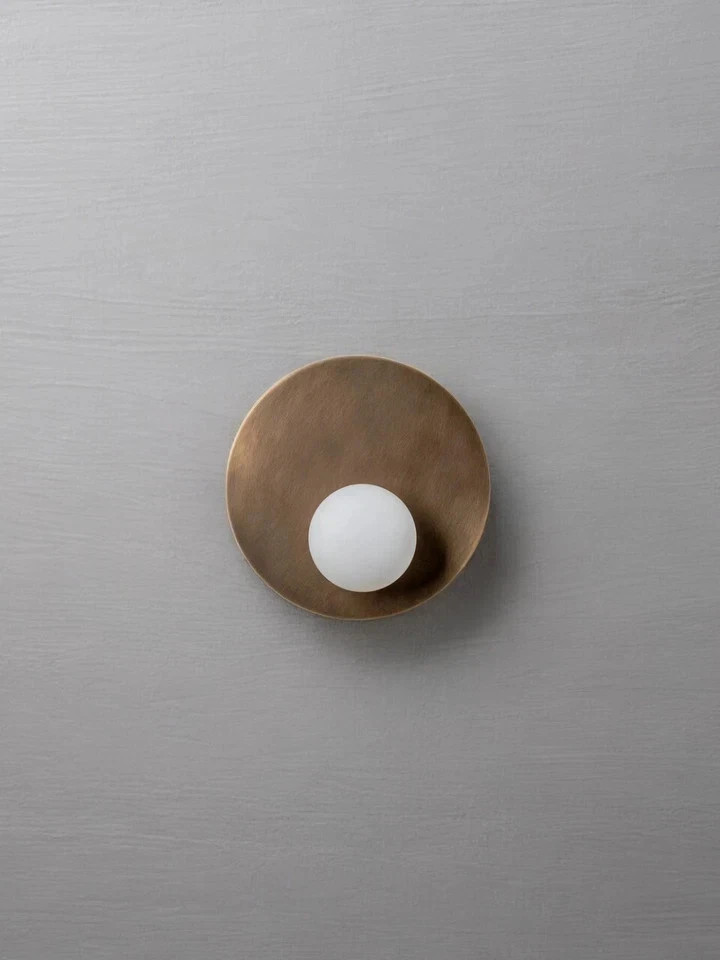 Stilnovo Wall Fixture 1950’s Mid Century Modern Brass Italian Disc Light Sconce