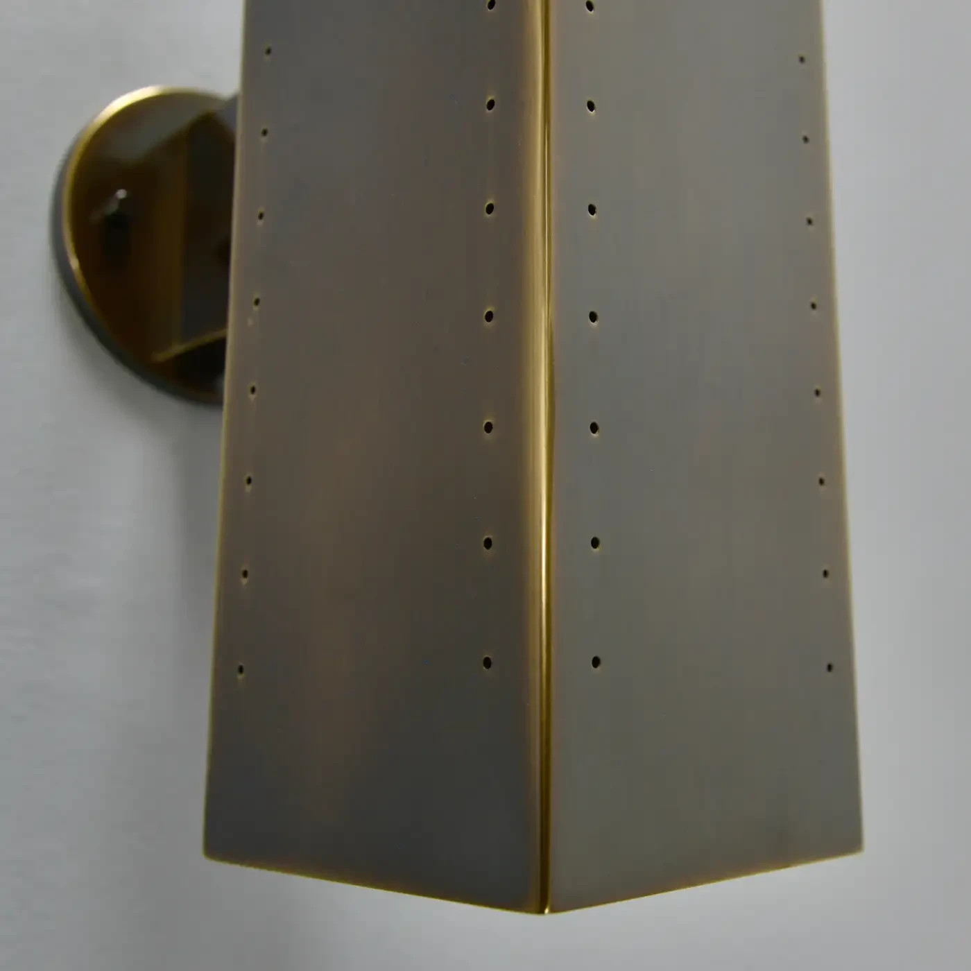 MinLulith Sconce PB Modern Brass Wall Light Mid-Century Style Decorative Sconce