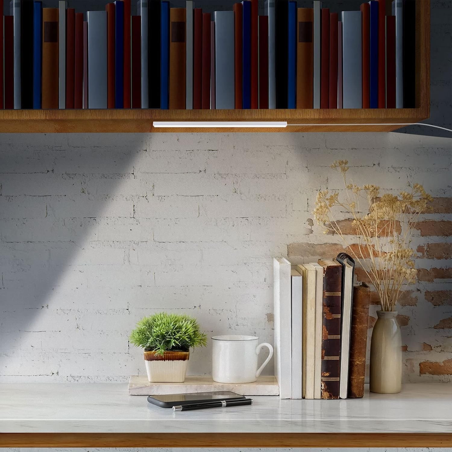 Bright 1000 Lumen Under Counter Light Bar – USB Powered for Home & Student Use