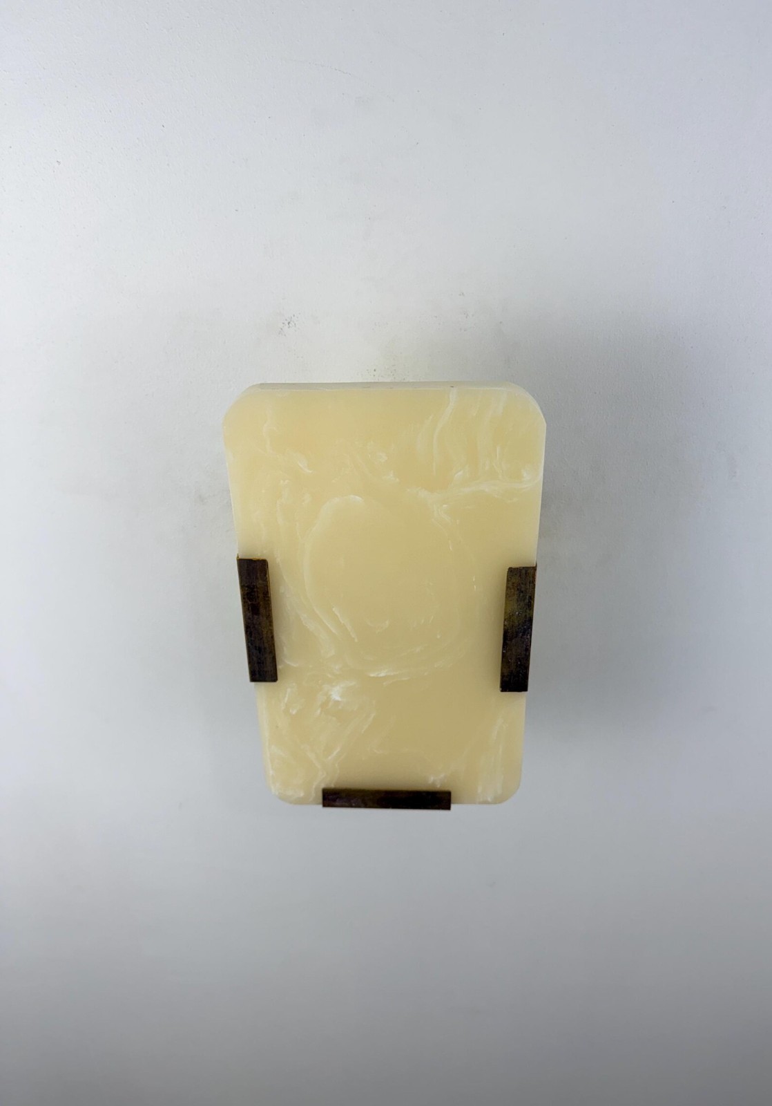 Natural Onyx Rectangular Wall Sconce – 10″ x 6″ – E12/E14 Compatible