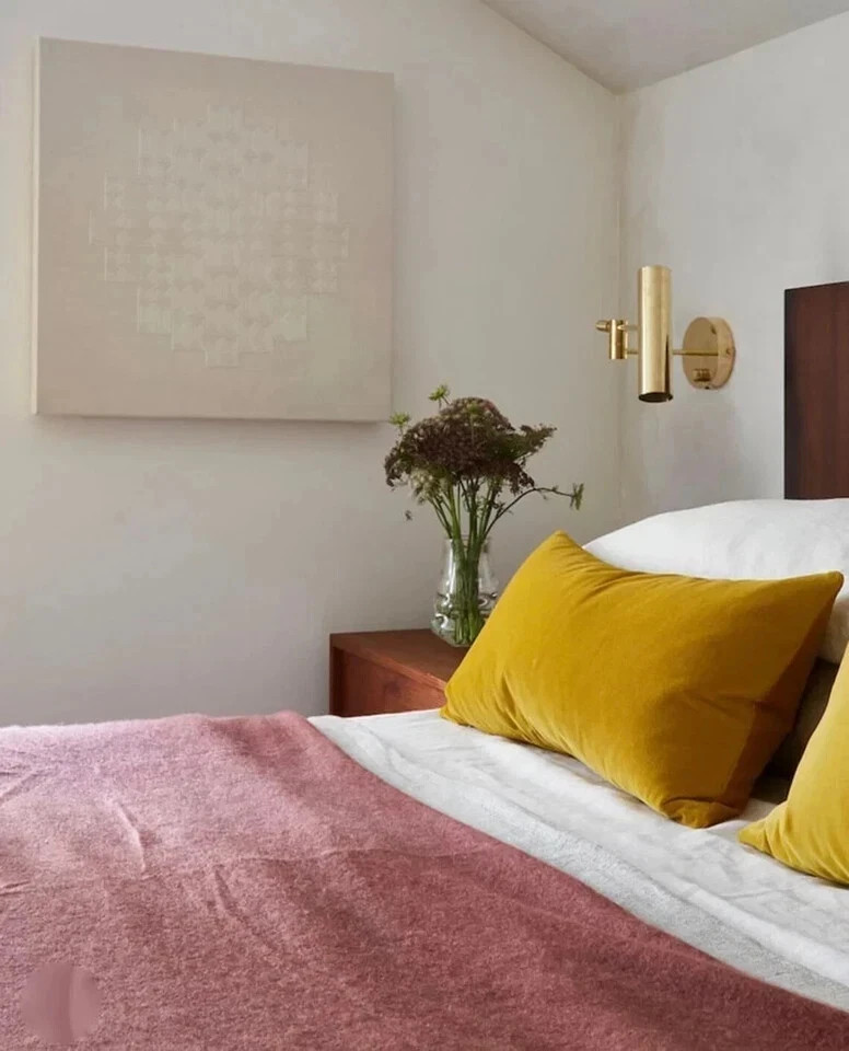 Handmade Contemporary Brass Spot Light Bedroom Reading Light Modern Wall Lamp