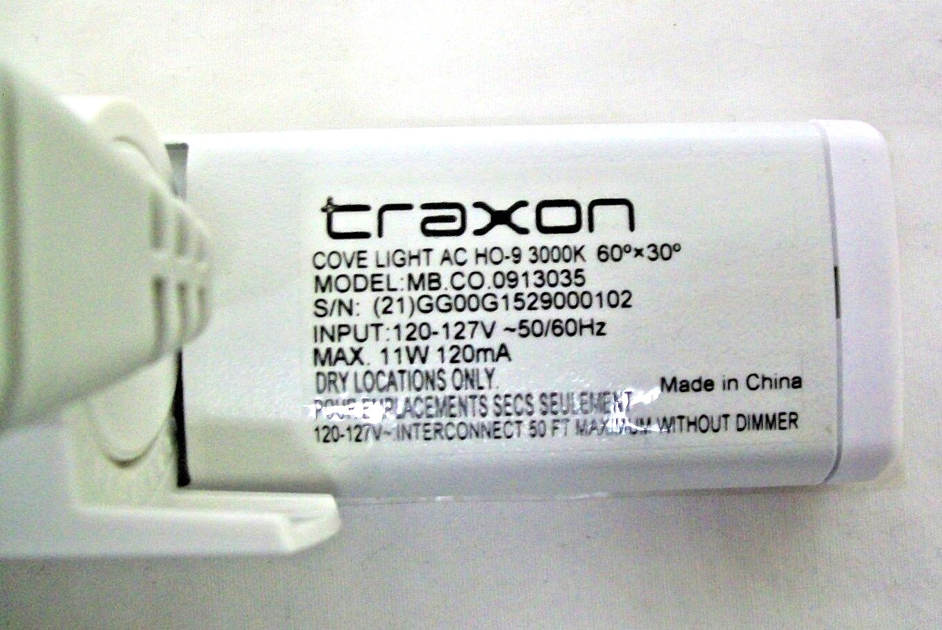 Traxon Cove Light AC HO-9 (ETL) 3000k 120-127 Volt