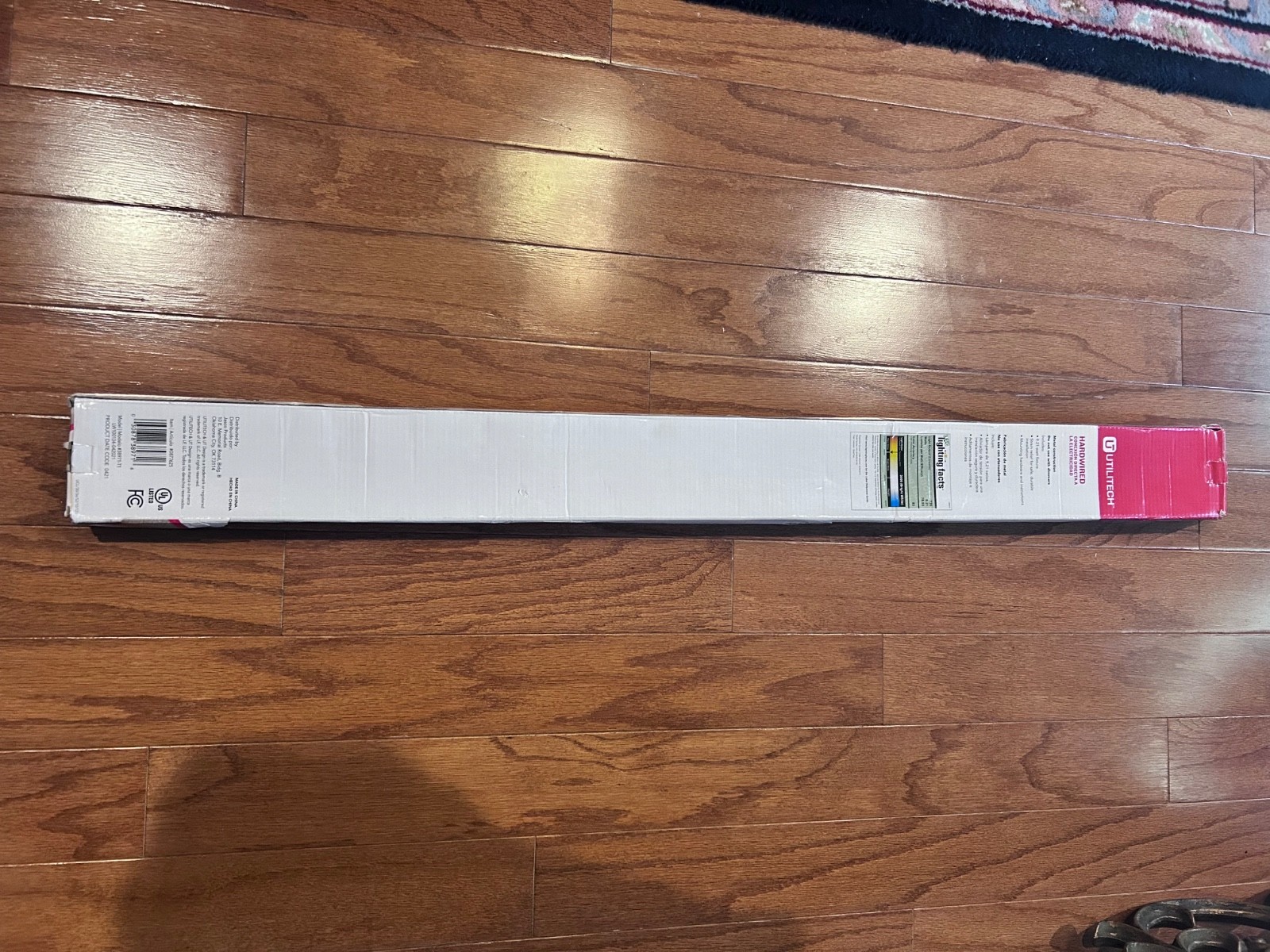 Utilitech 36-in Hardwired LED Under Cabinet Light Bar Light